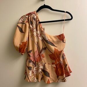 dRA one sleeve floral blouse